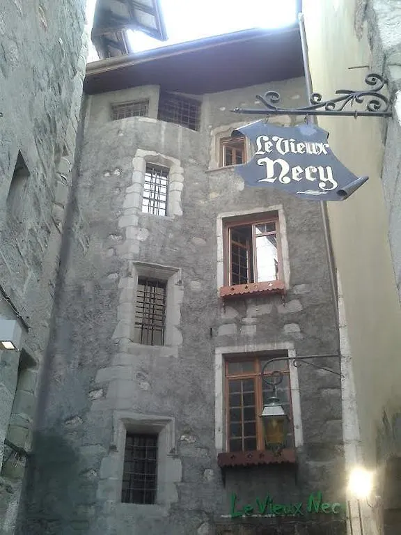 Filao Hotel Annecy 0*,  France
